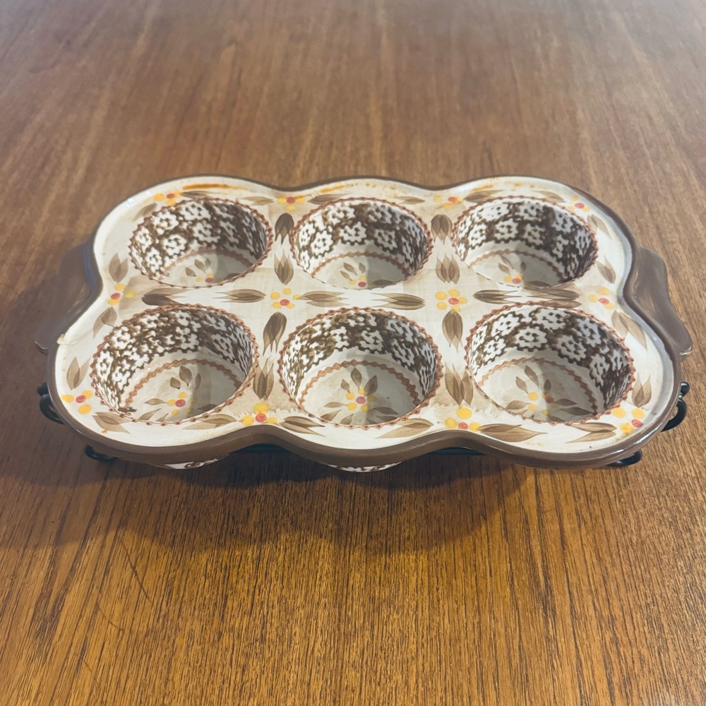 Temptations muffin bakeware